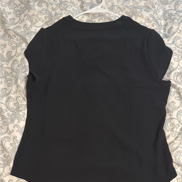 Black Cap Sleeve Fitted Blouse with Rounded Neckline - Picture 5 of 5